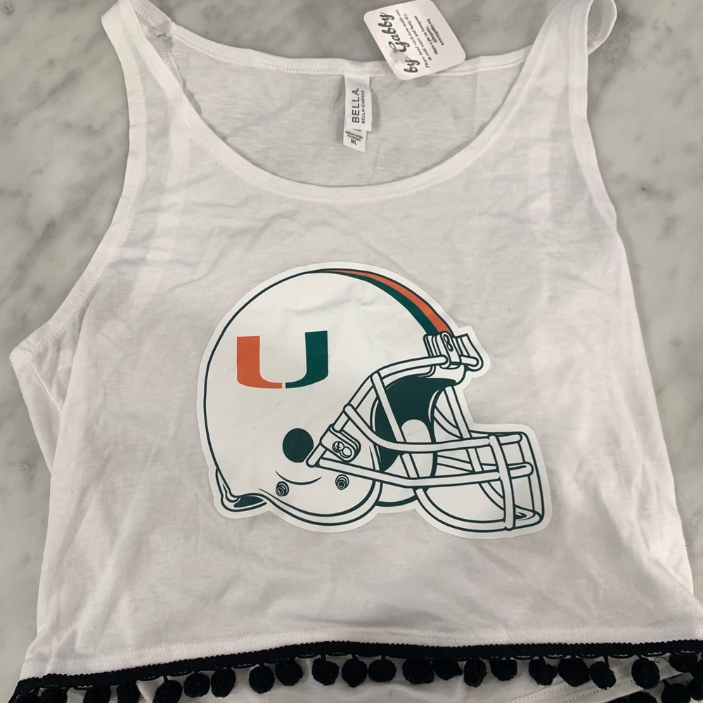 University of Miami clothing bundle. Size M/L.